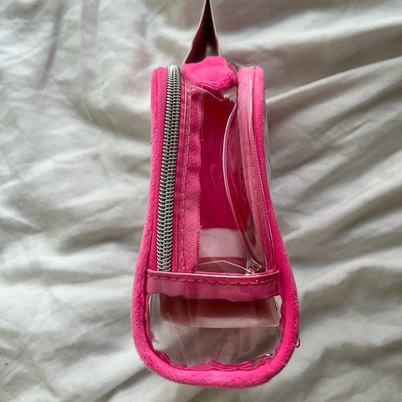 Juicy couture 3 silicone bottle travel cosmetic clear bag NWT - Picture 4 of 5